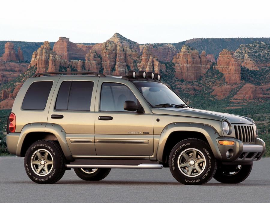  Jeep Liberty Renegade 2002 года  (фото 1 из 12)
